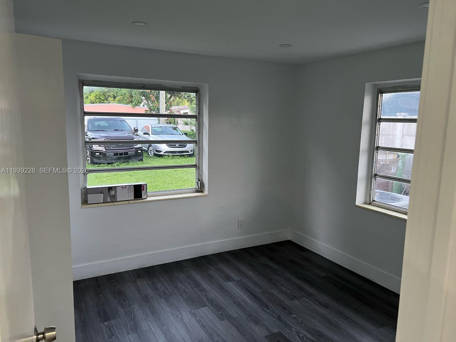 ESSEX VILLAGE 6TH ADDN - Residential