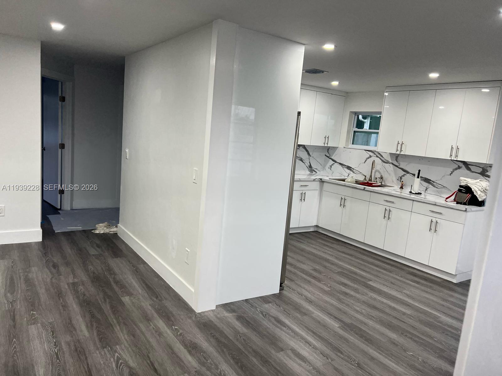 ESSEX VILLAGE 6TH ADDN - Residential