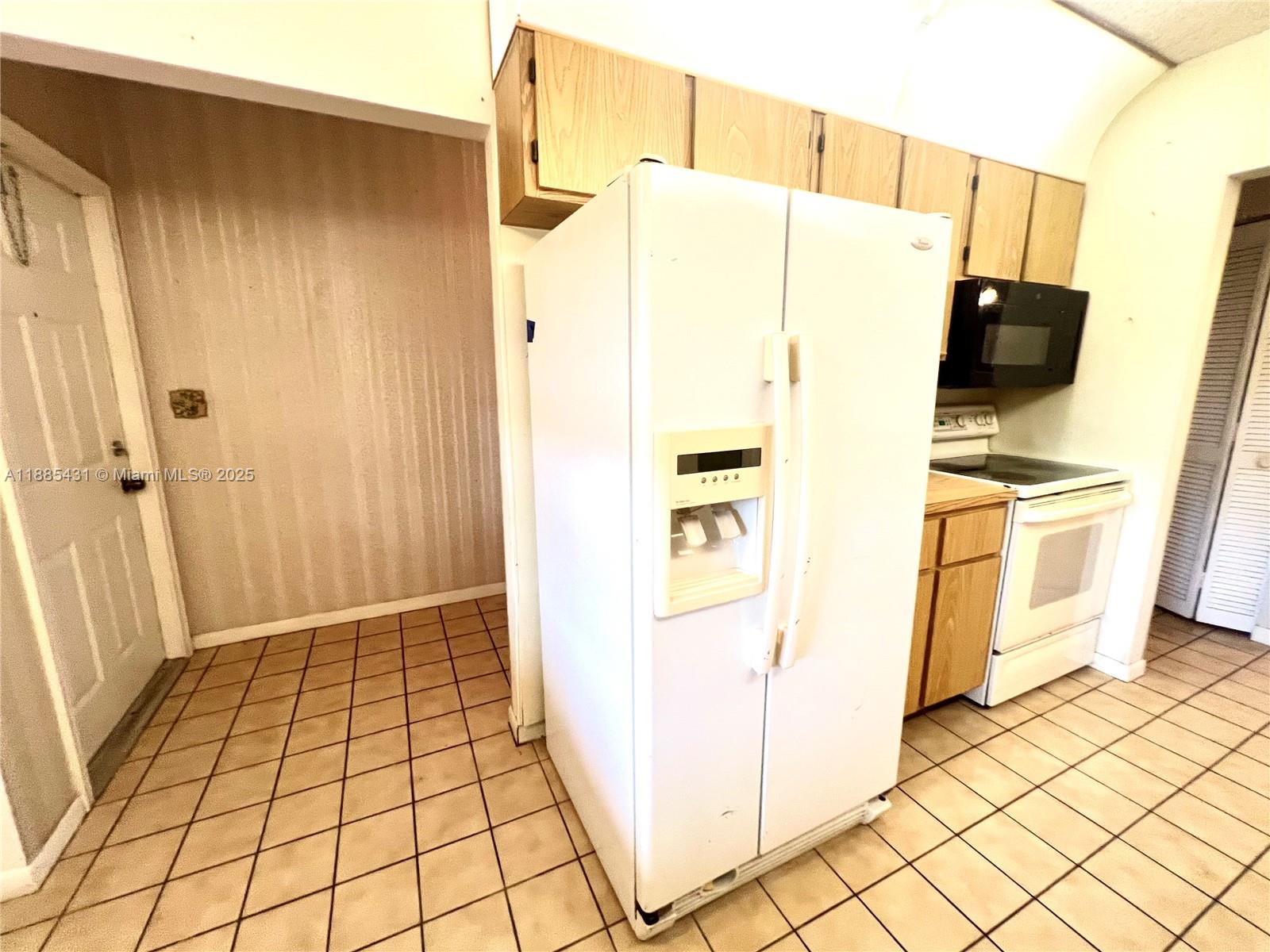 GARDEN HILLS UNIT THREE - Residential