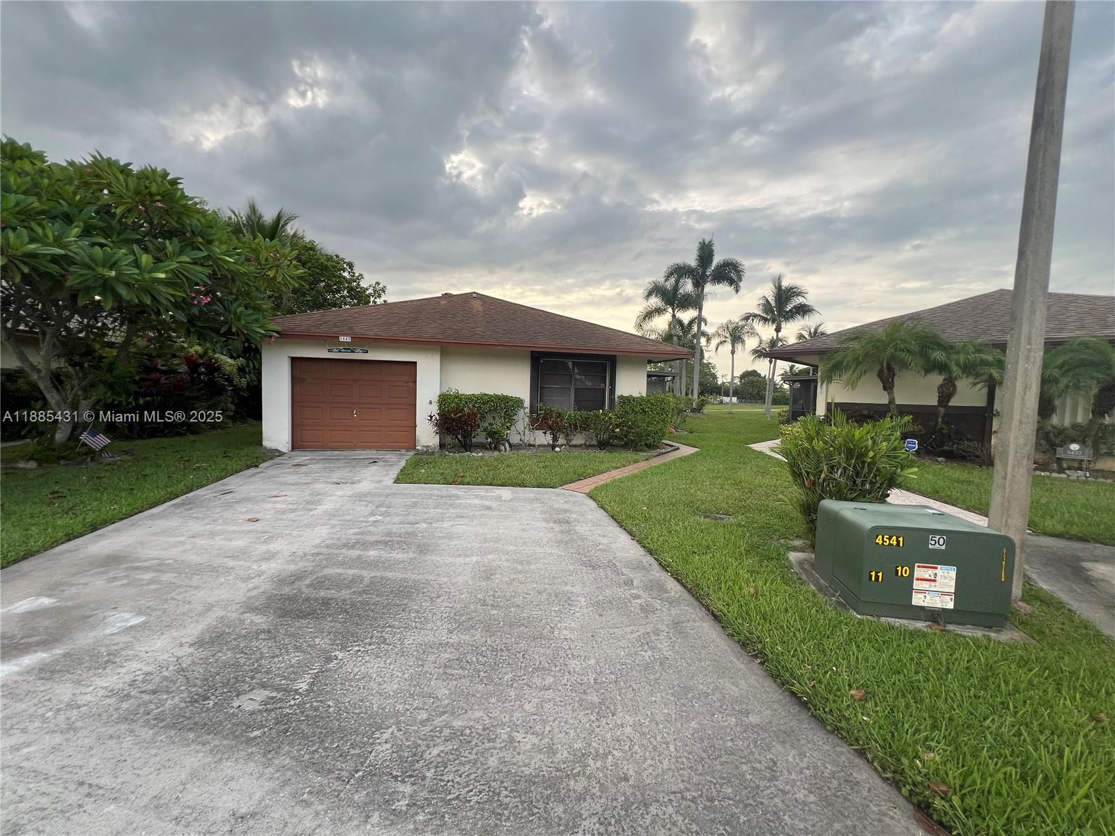 GARDEN HILLS UNIT THREE - Residential