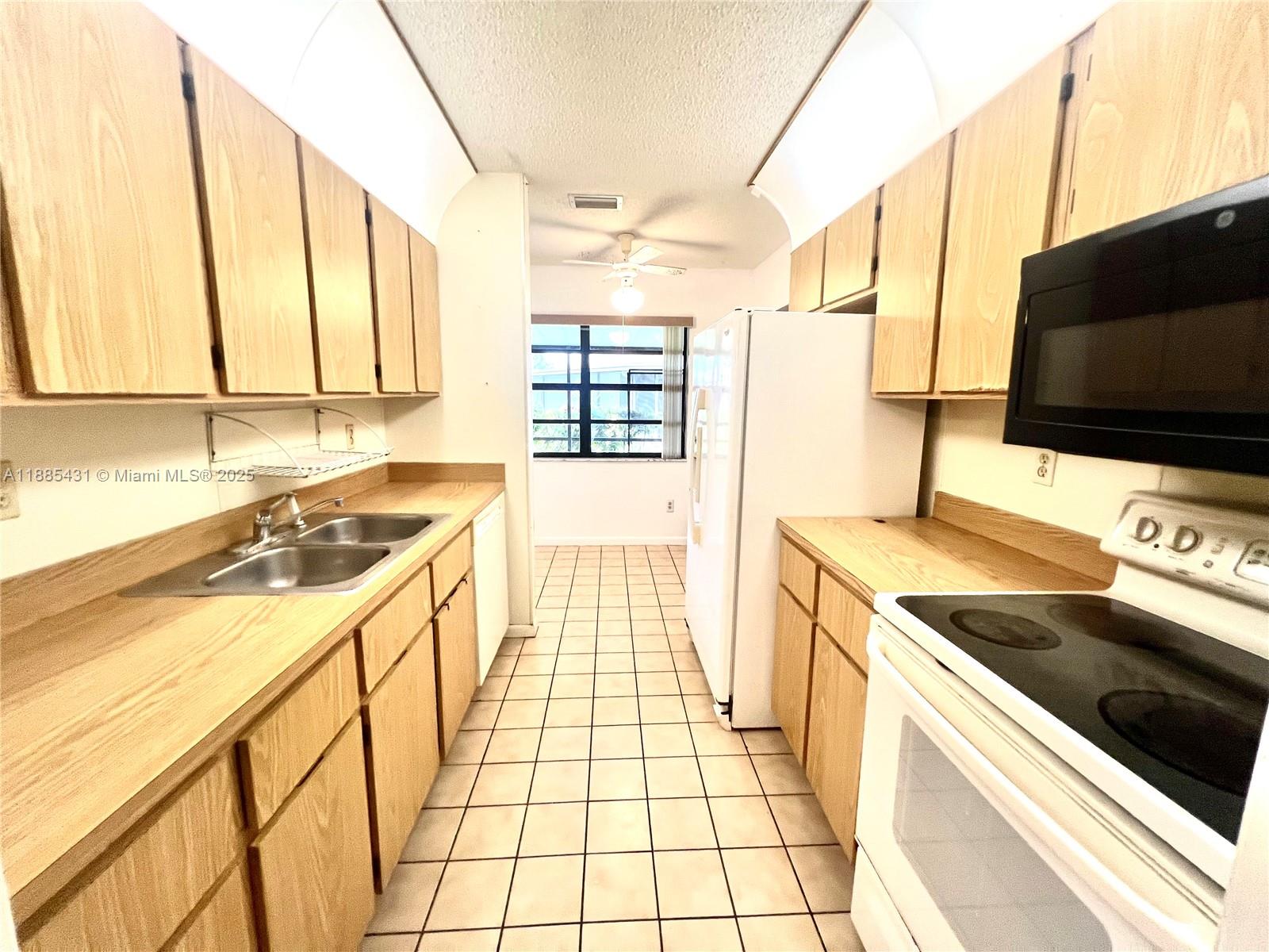 GARDEN HILLS UNIT THREE - Residential