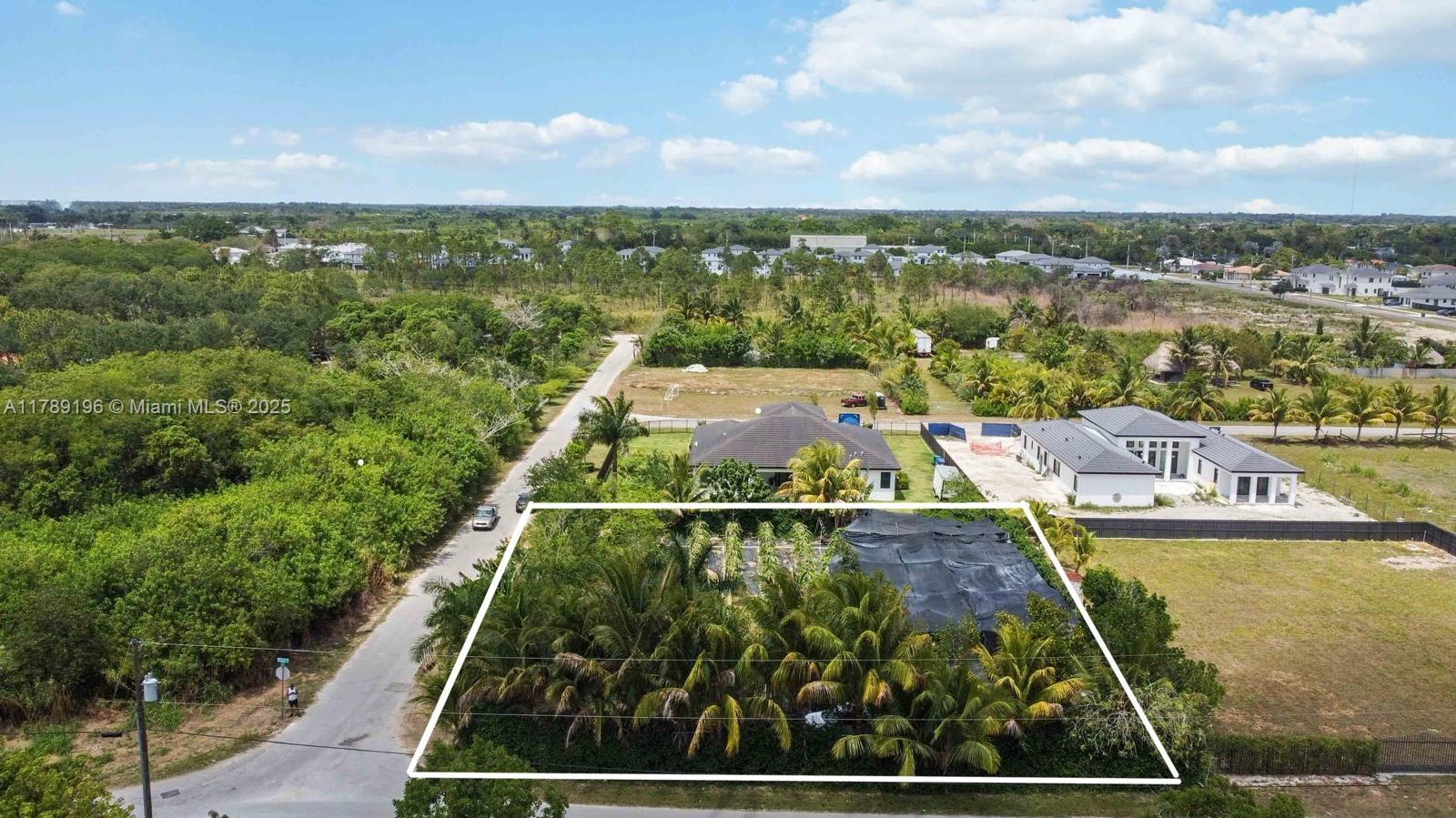 MONTCLAIR COUNTRY ESTATES - Land