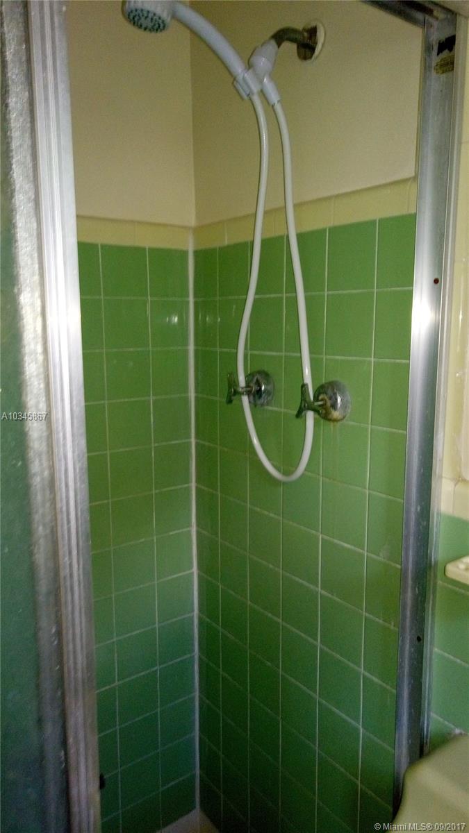 1ST ADDN TO PANULETA GARD - Residential Lease