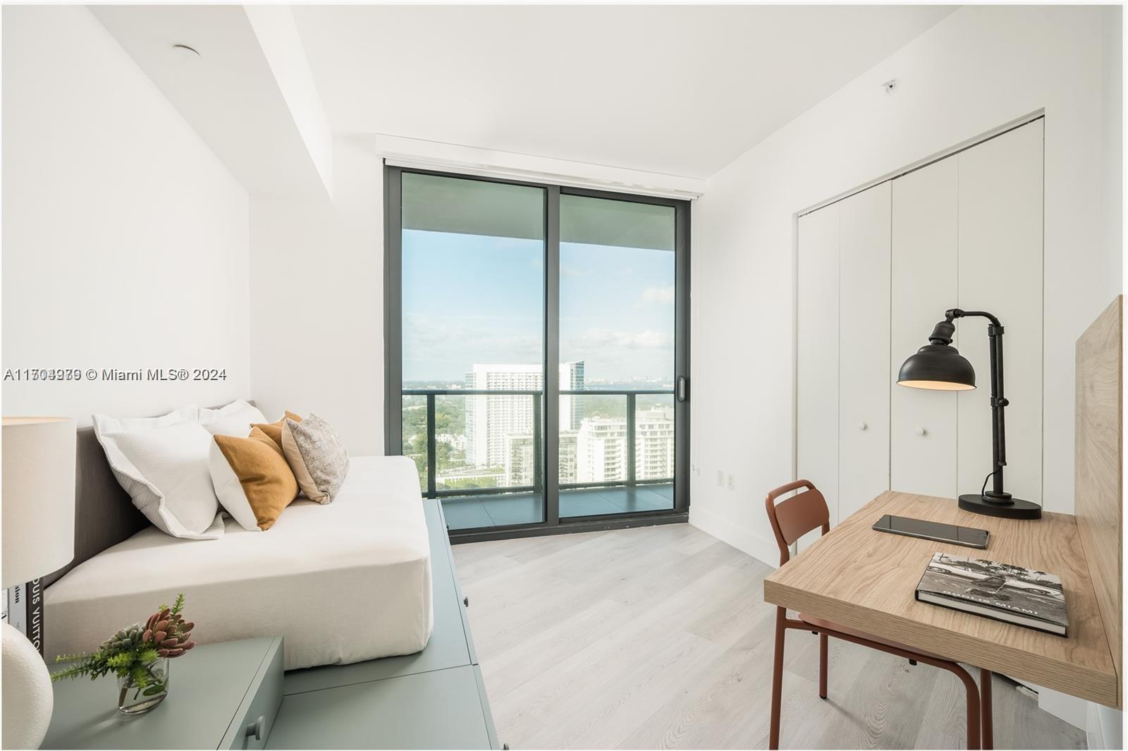 PARAISO BAYVIEWS CONDO - Residential