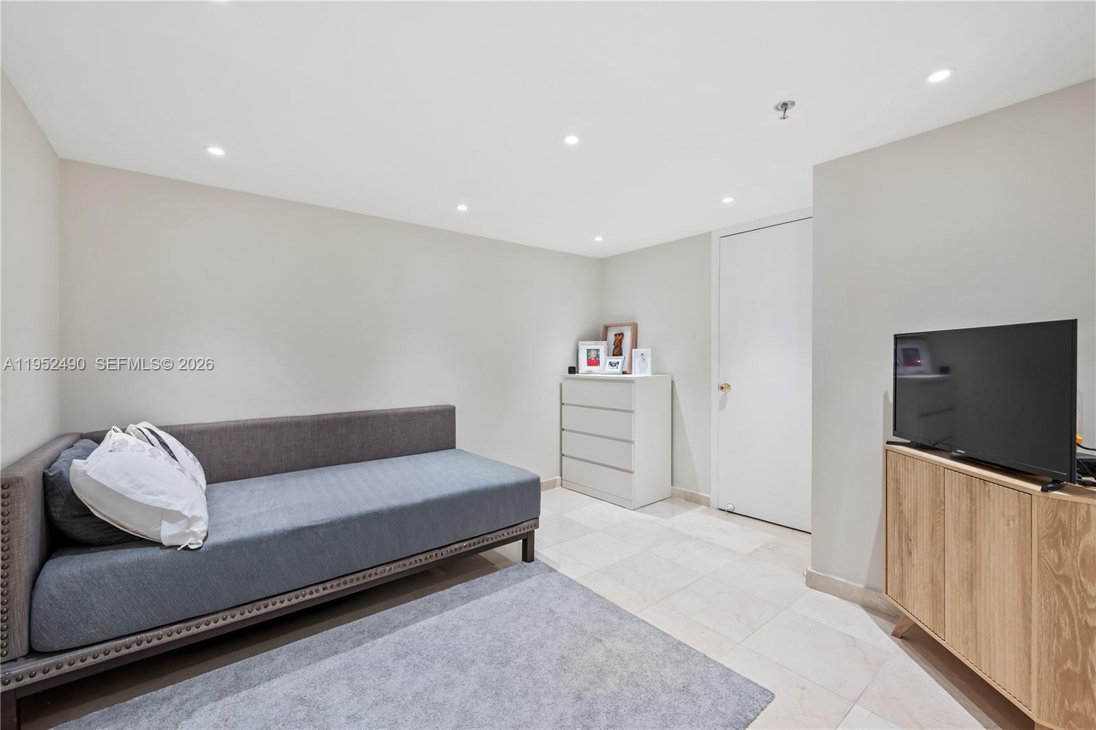 KEY COLONY NO 2 CONDO - Residential