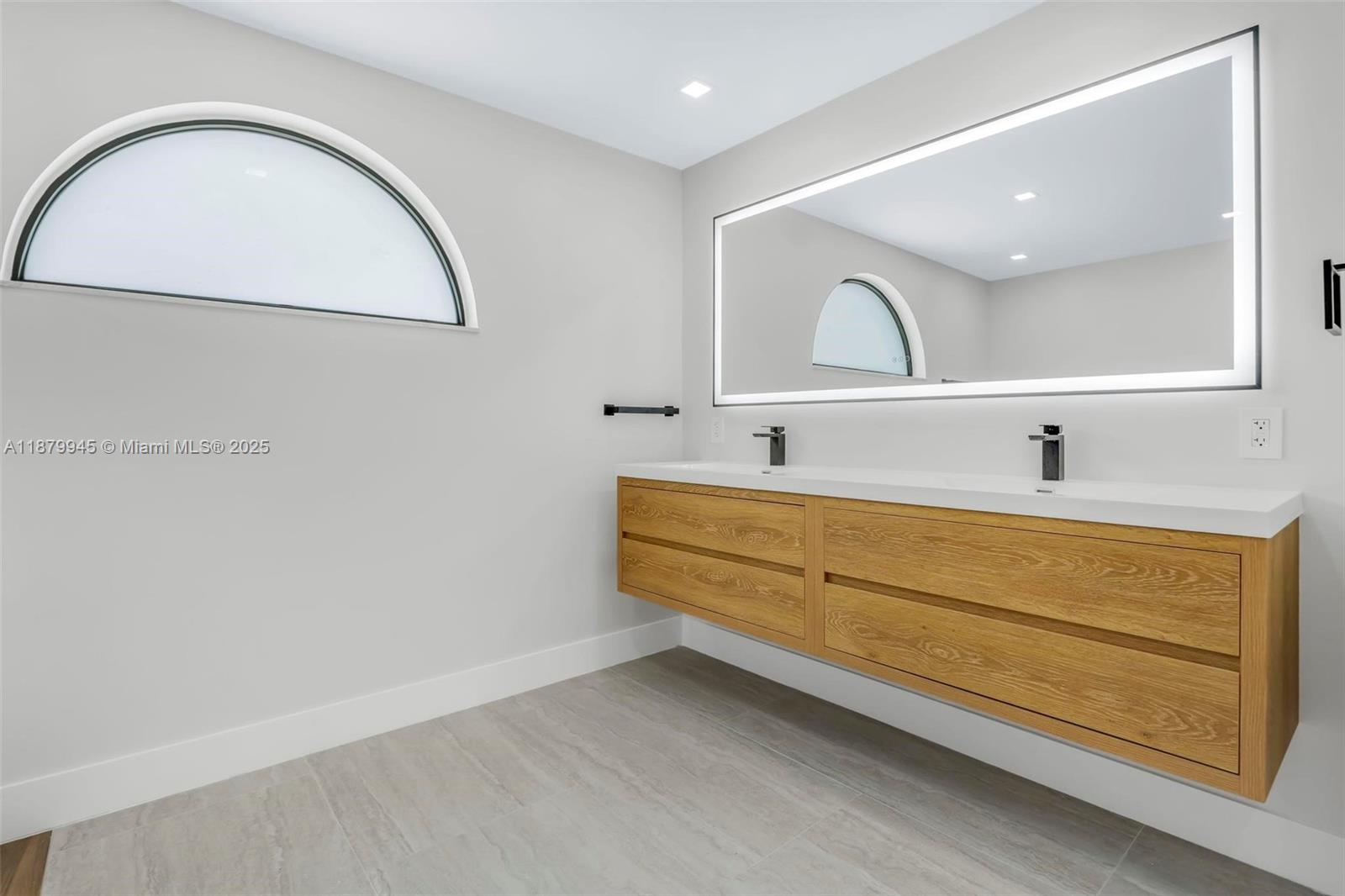 PORT CHARLOTTE SEC 43 - Residential Lease