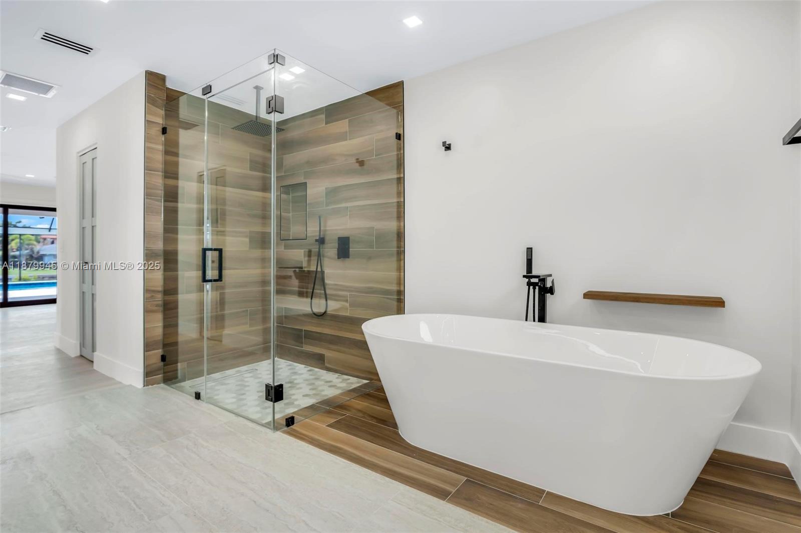 PORT CHARLOTTE SEC 43 - Residential Lease