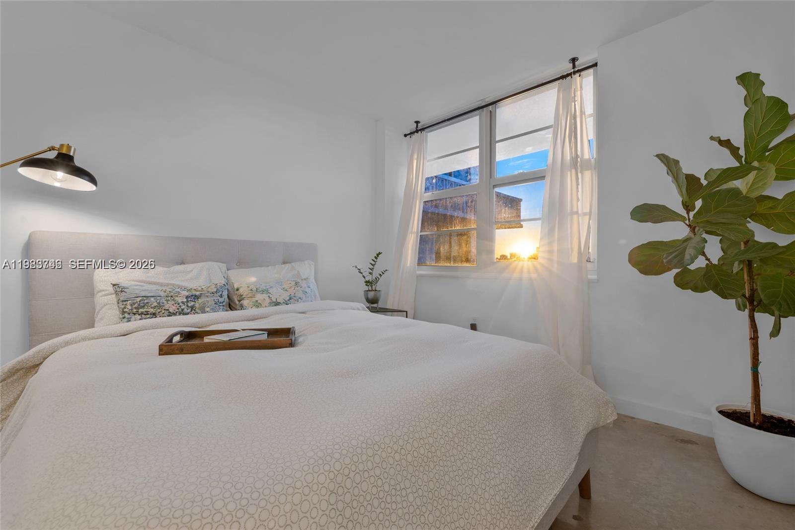 ADMIRAL TOWERS CONDO - Residential