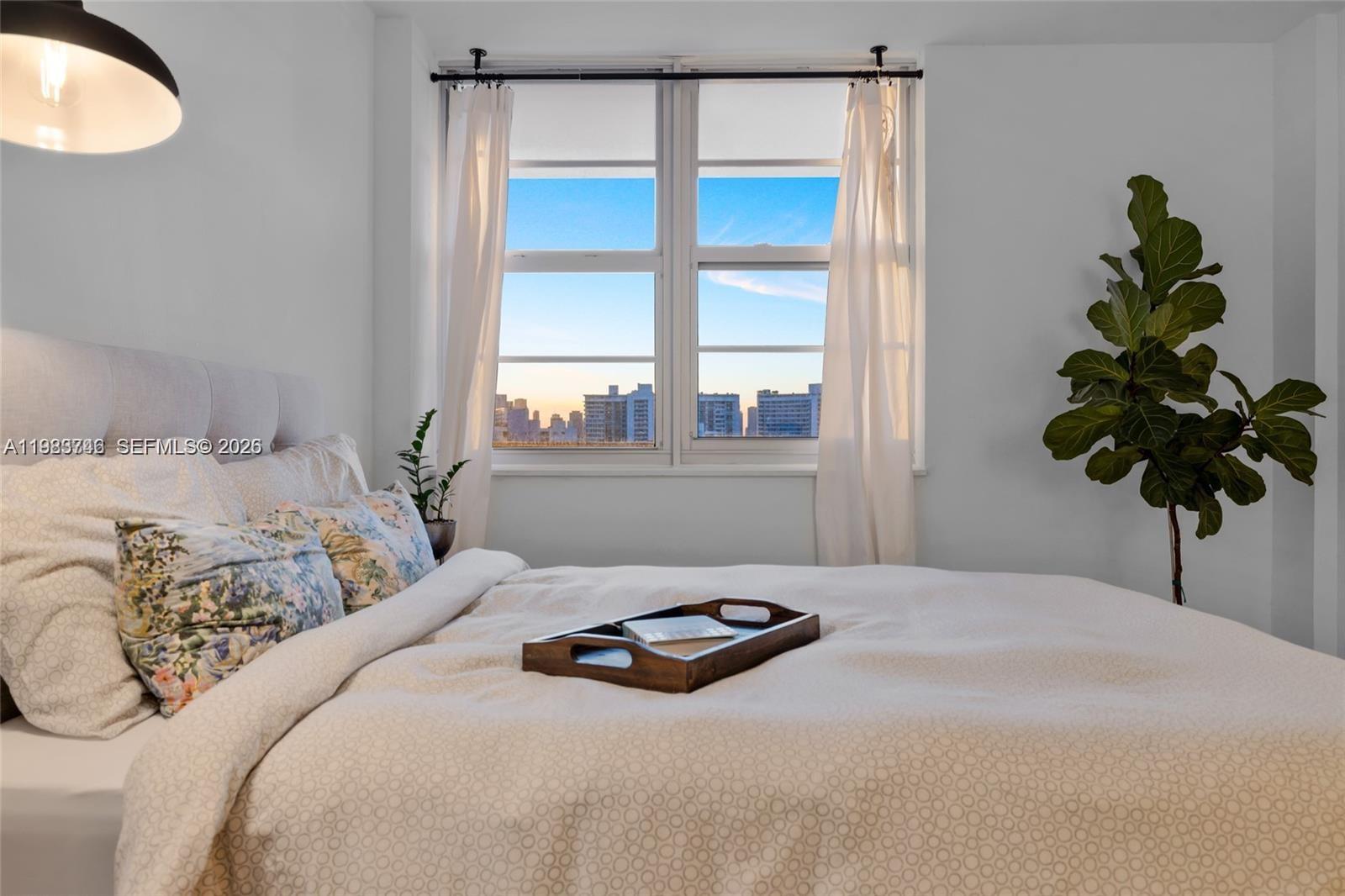 ADMIRAL TOWERS CONDO - Residential