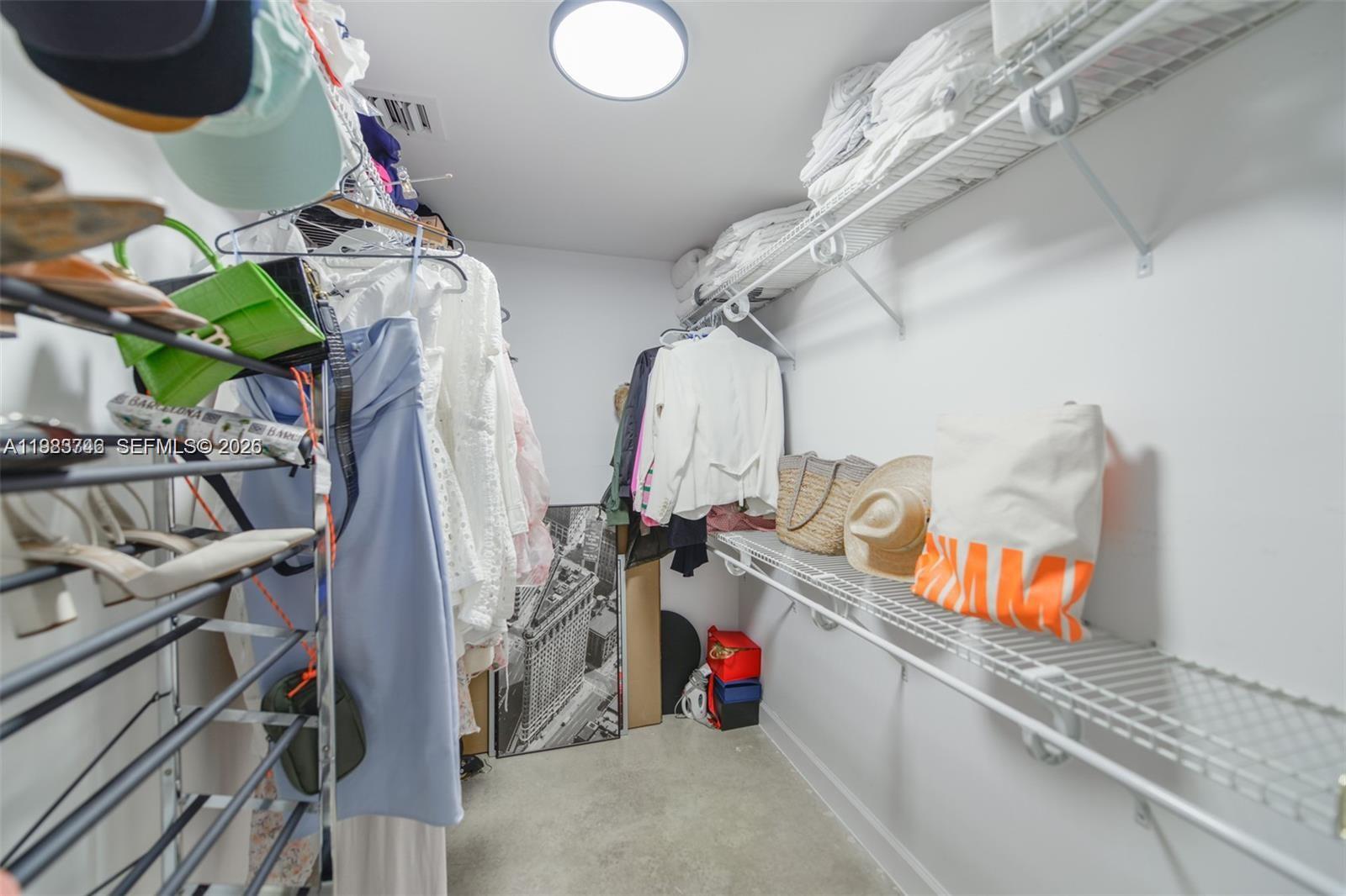 ADMIRAL TOWERS CONDO - Residential