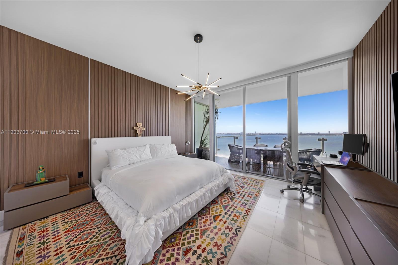 ESCOTTONIA PARK - Residential