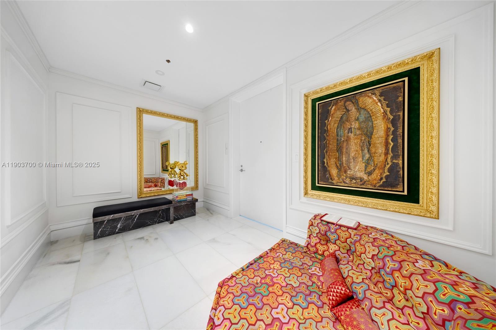 ESCOTTONIA PARK - Residential