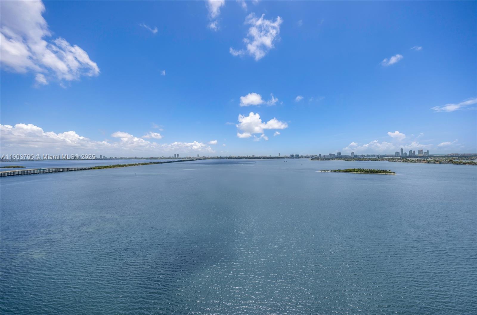 ESCOTTONIA PARK - Residential