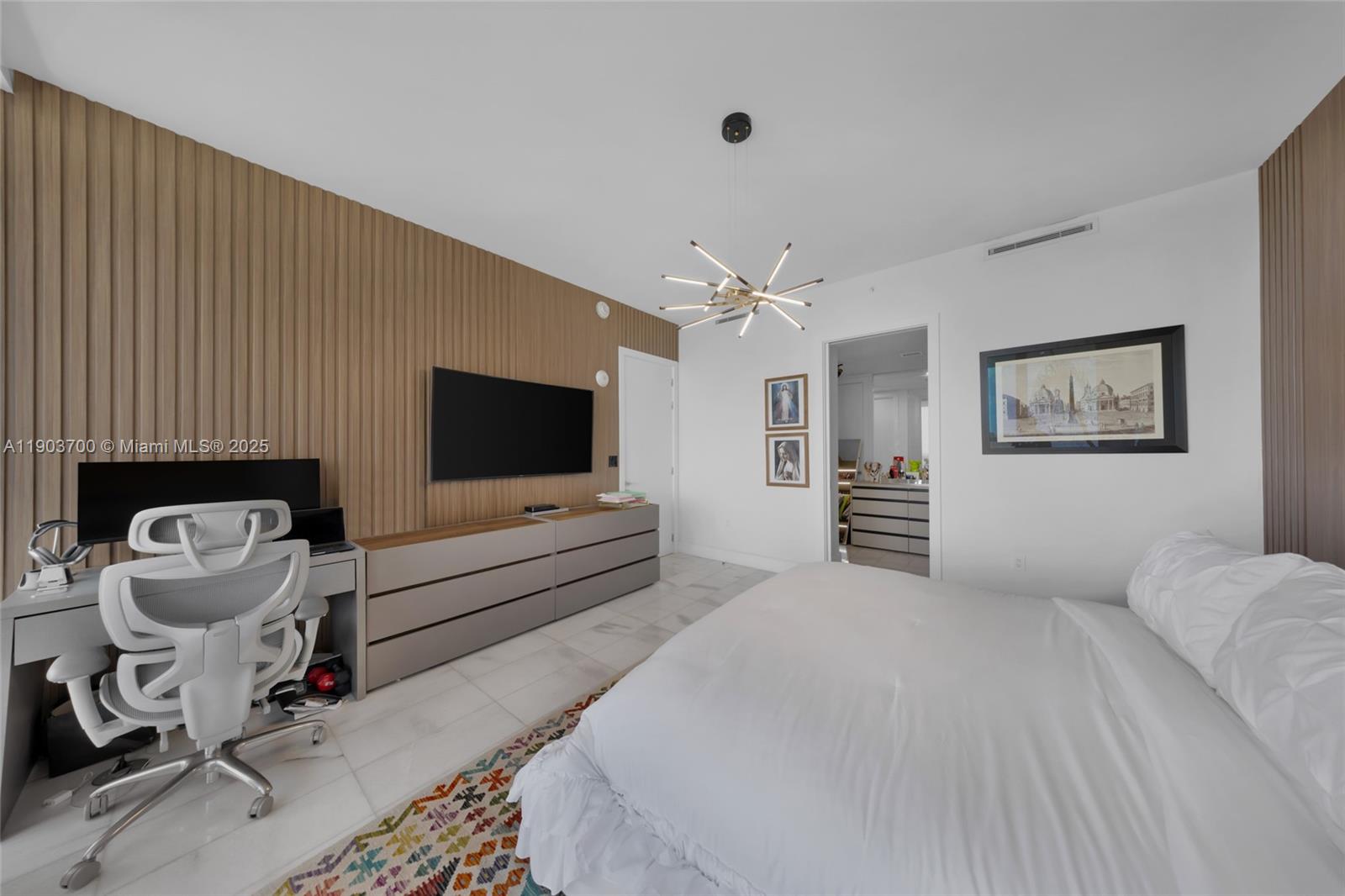 ESCOTTONIA PARK - Residential