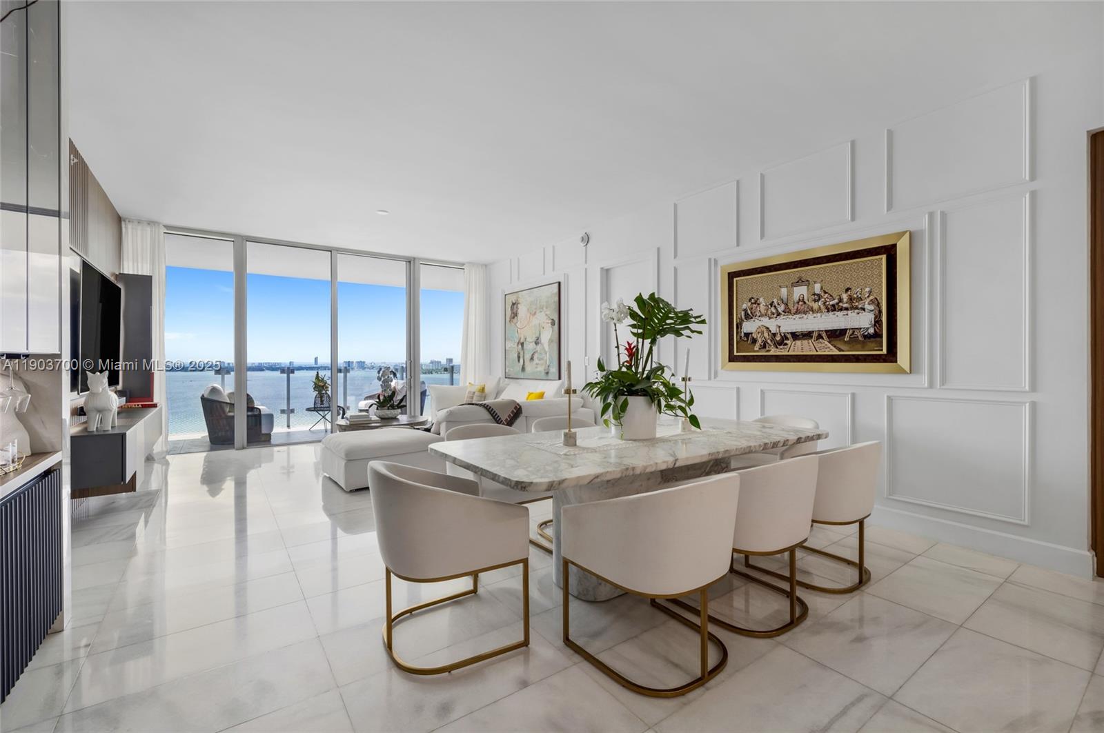 ESCOTTONIA PARK - Residential