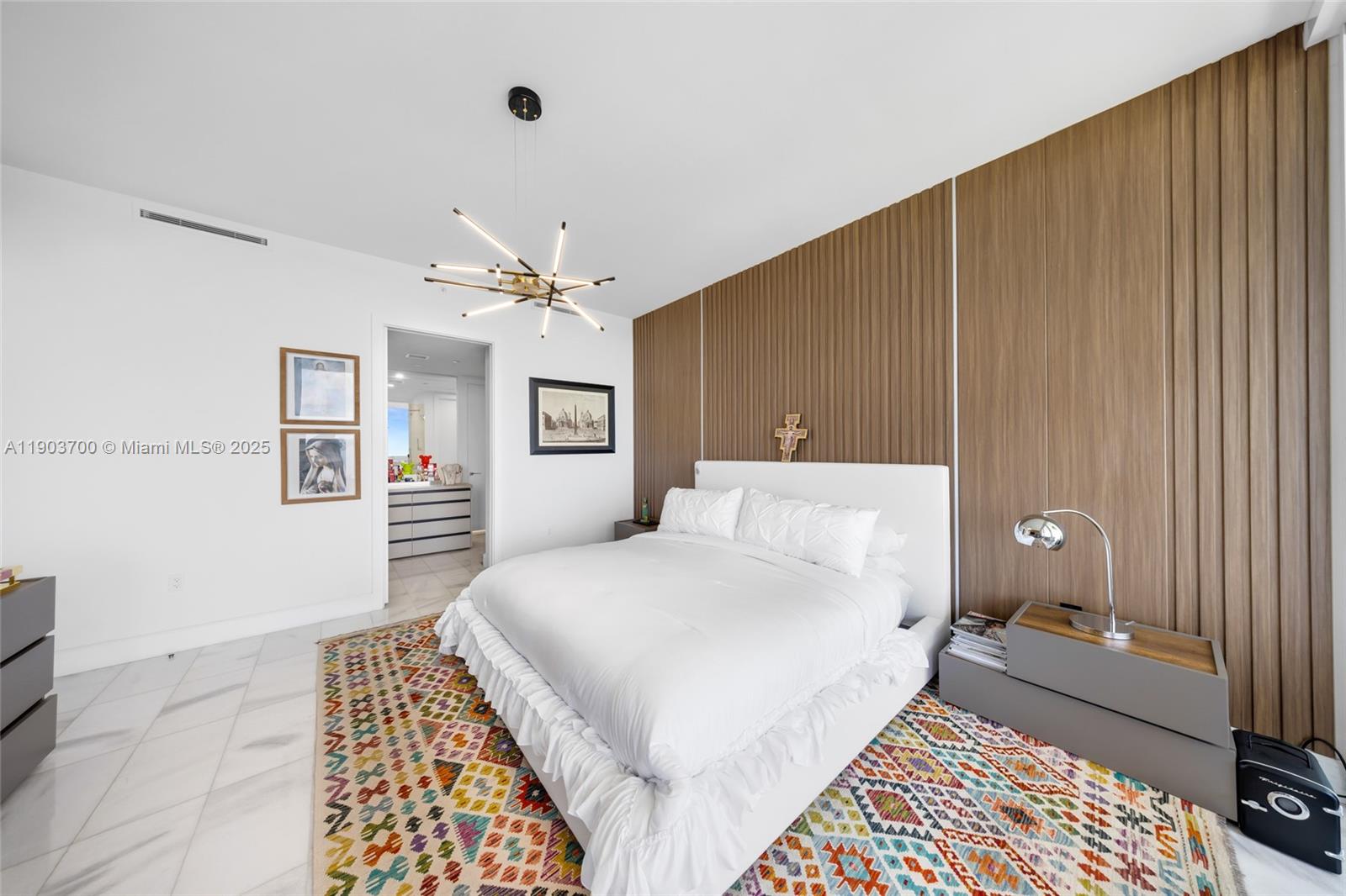 ESCOTTONIA PARK - Residential