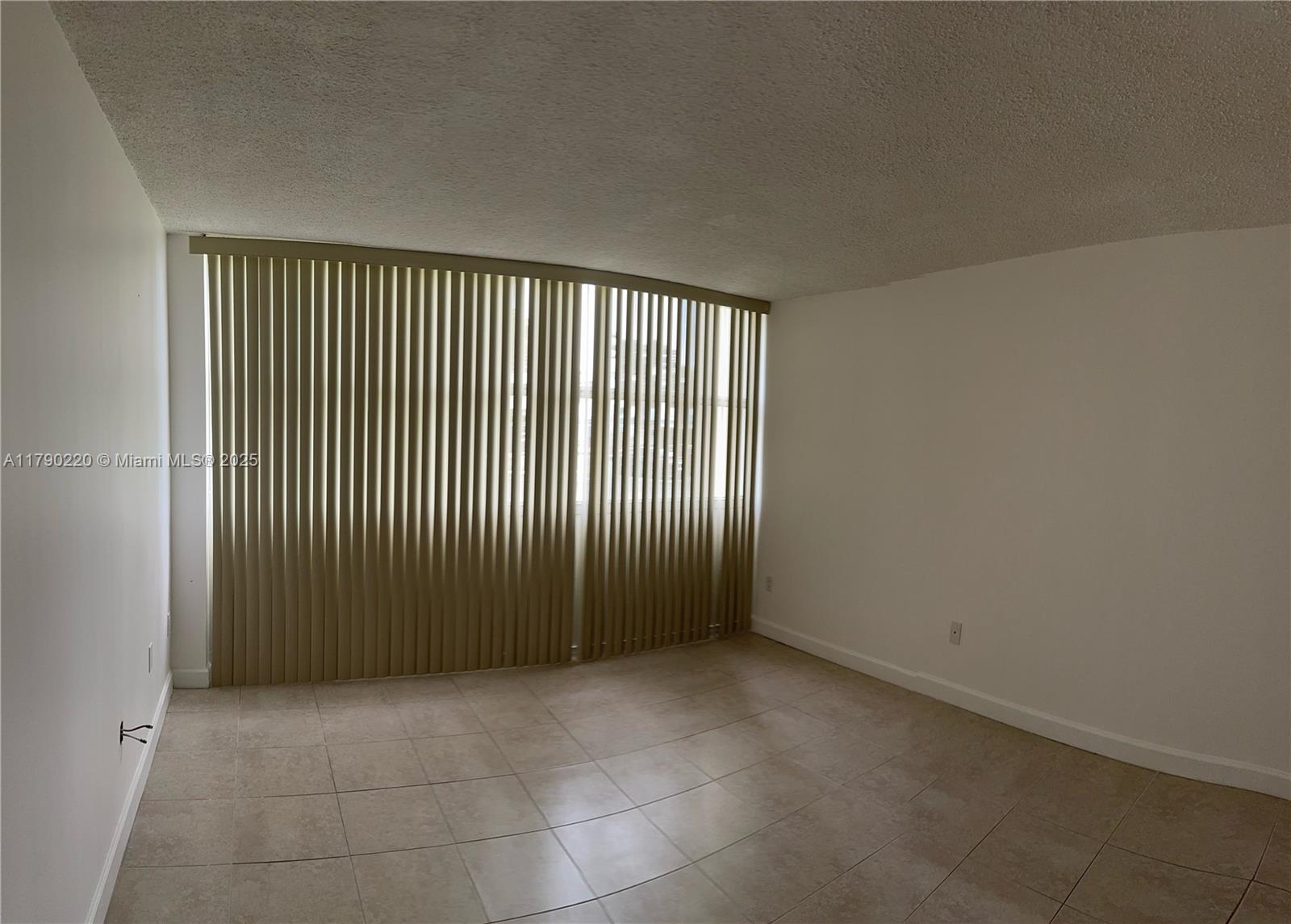BAYSHORE PLACE CONDO - Residential
