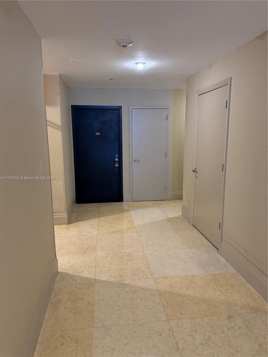1420 Brickell Bay Dr 103A1