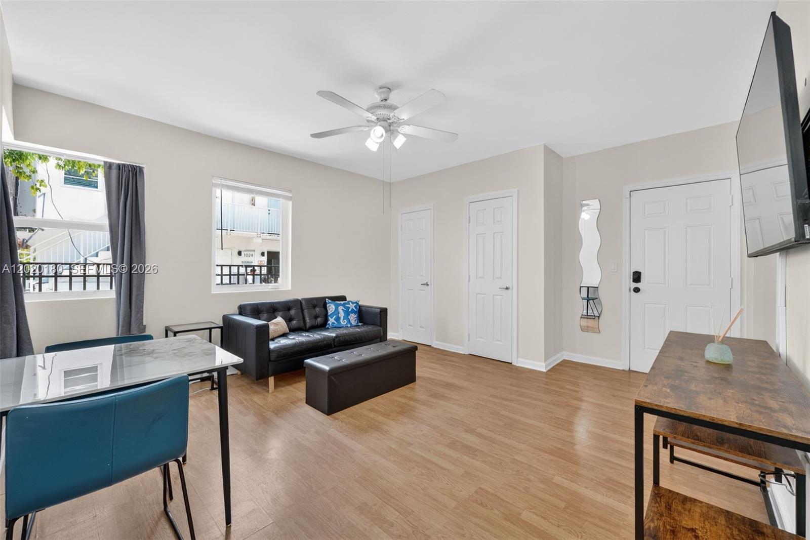 1027 Euclid Ave 8