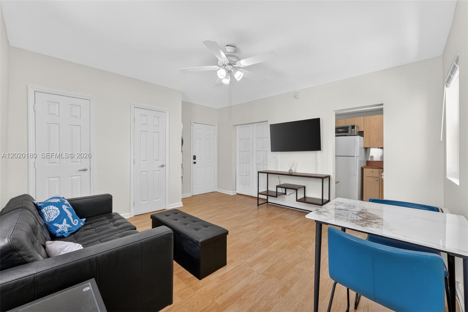 1027 Euclid Ave 8