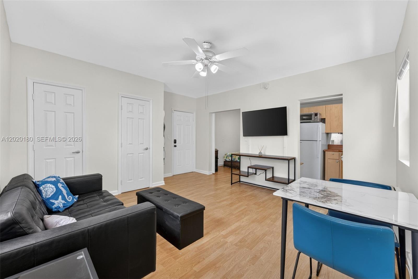 1027 Euclid Ave 8