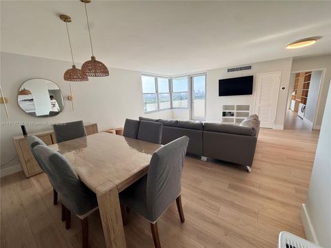 2899 Collins Ave 1212 Miami Beach FL 33140