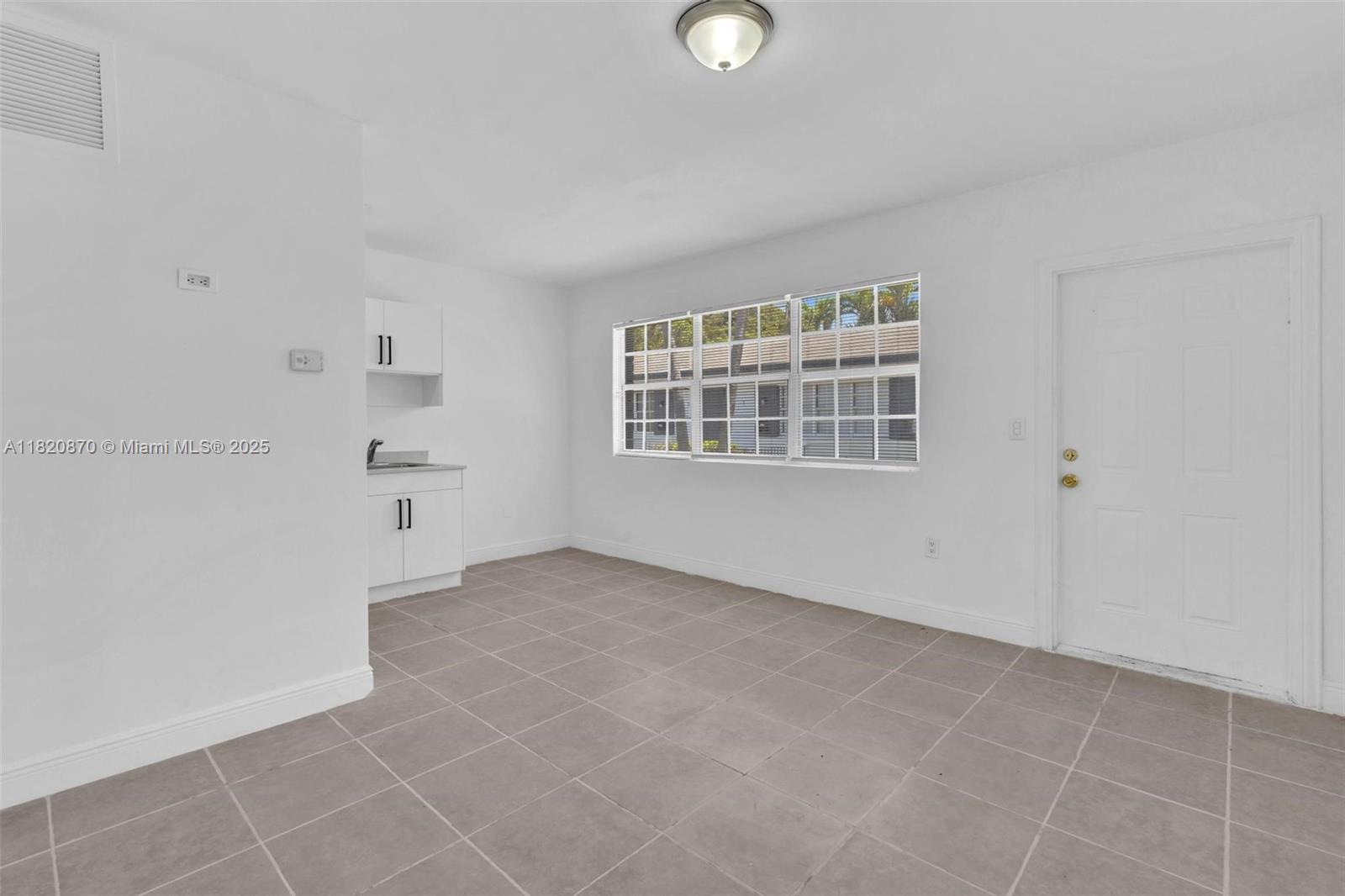 BISCAYNE BCH SUB - Residential Income