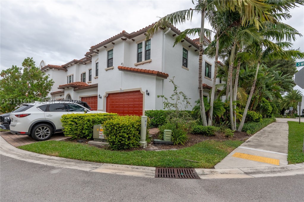 Photo of 1423 SW 115th Ave #NA, Pembroke Pines, FL 33025 (MLS # A12111618)