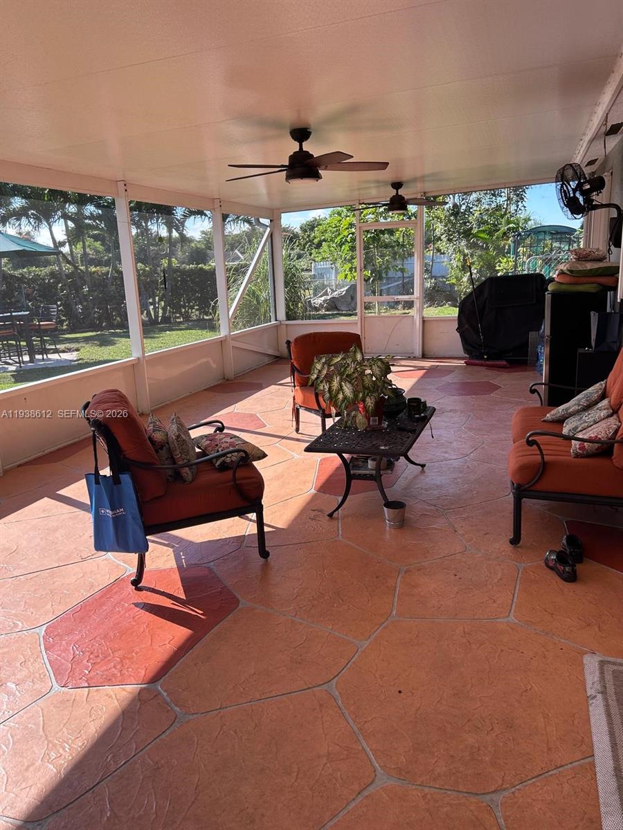 LAKEWOOD ESTS - Residential