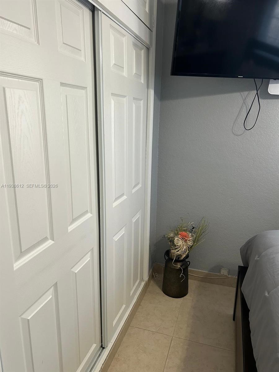 LAKEWOOD ESTS - Residential