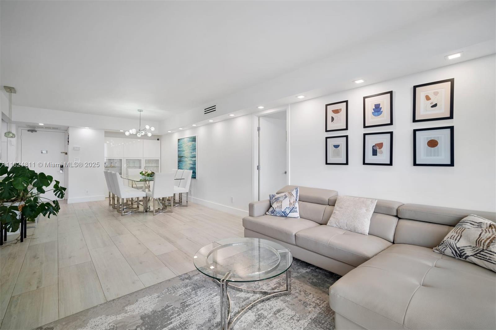 CORONADO CONDO- TOWER II - Residential