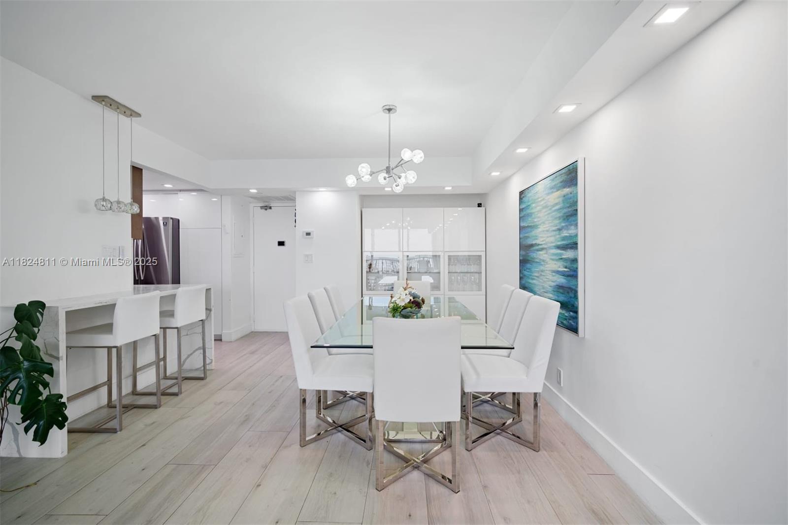 CORONADO CONDO- TOWER II - Residential