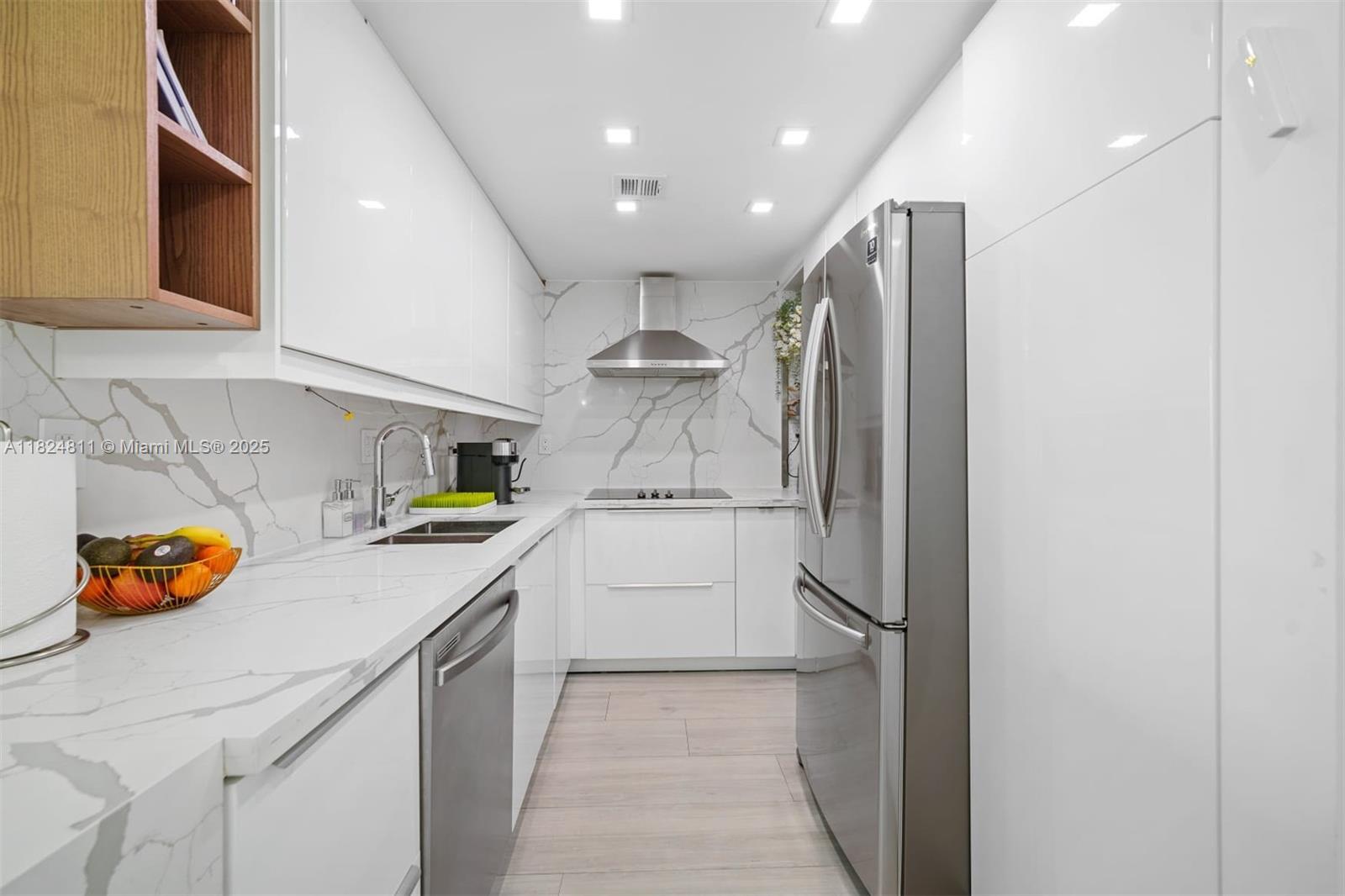 CORONADO CONDO- TOWER II - Residential