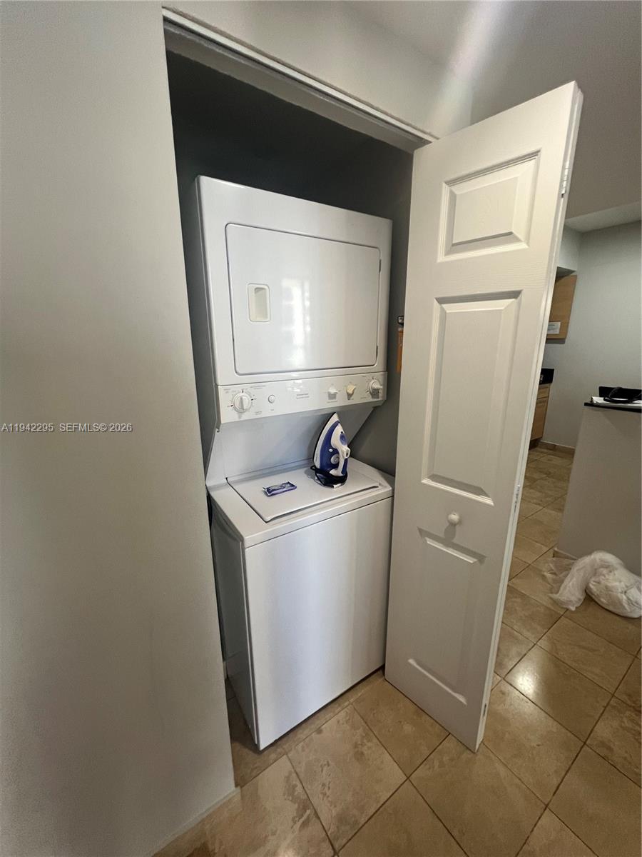 M RESORT RESIDENCES CONDO - Residential