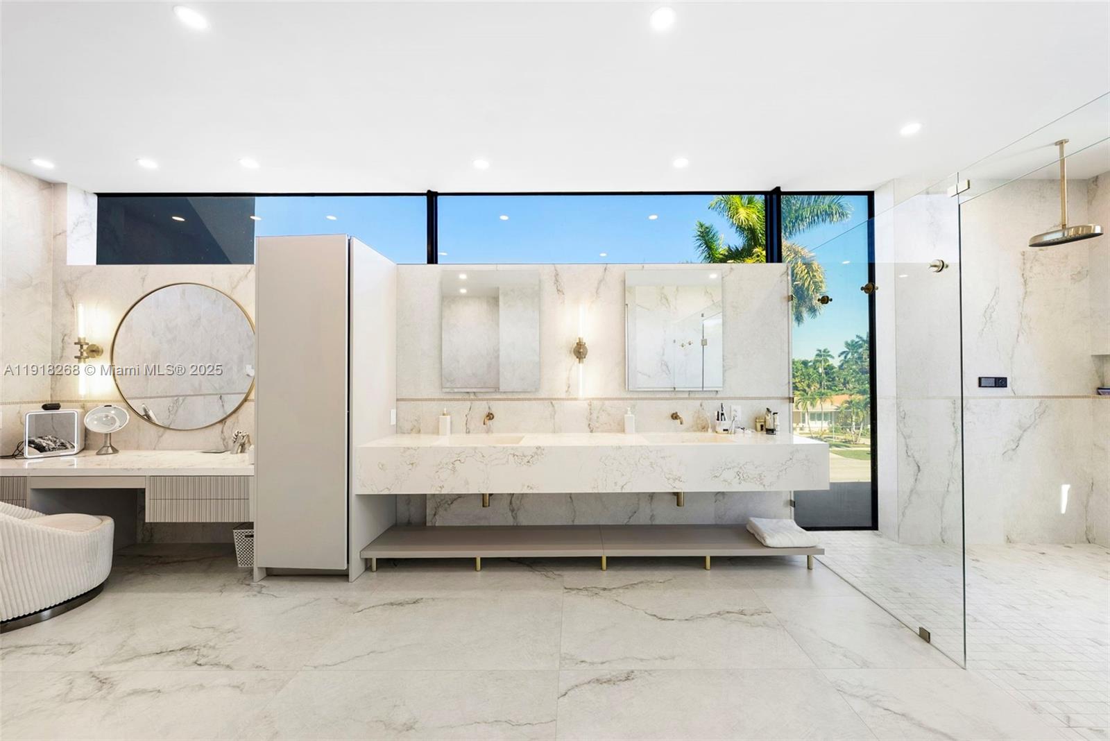 HOLLYWOOD GOLF ESTATES SE - Residential Lease