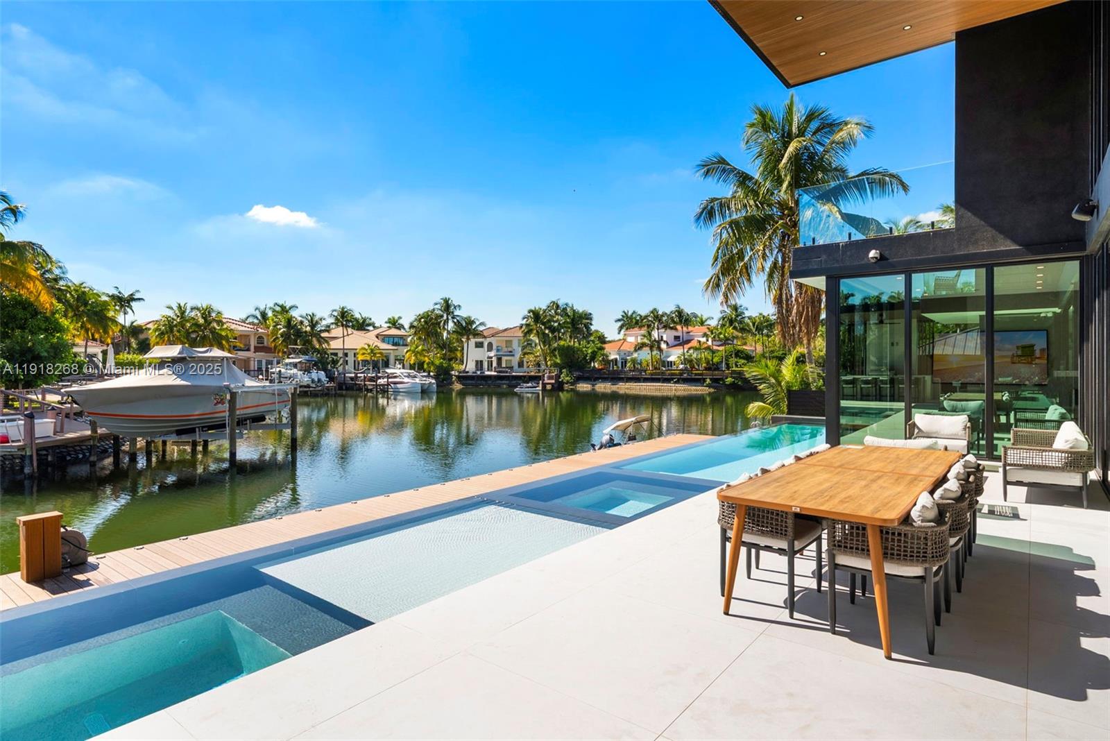 HOLLYWOOD GOLF ESTATES SE - Residential Lease