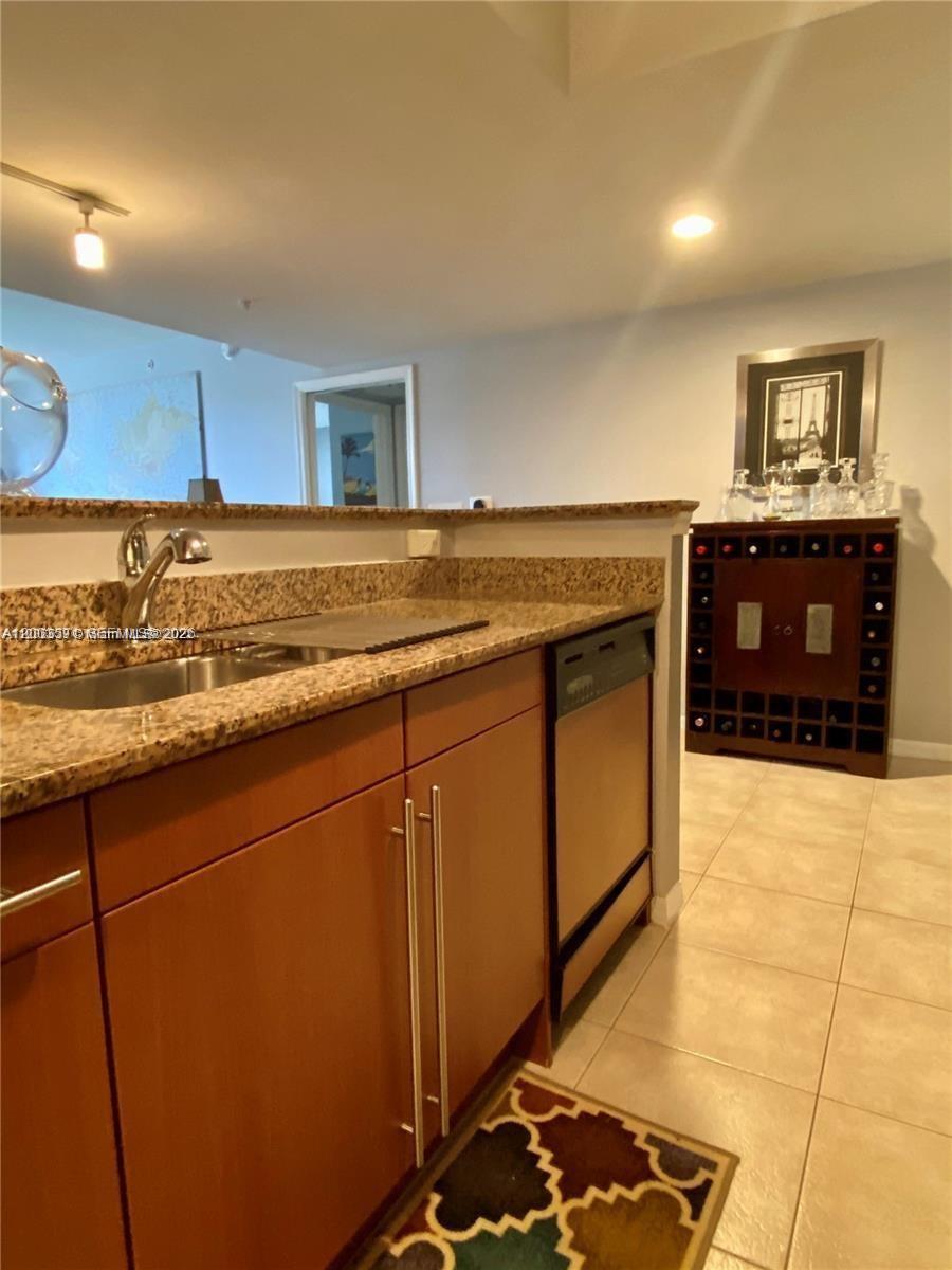 2080 OCEAN DRIVE CONDO - Residential