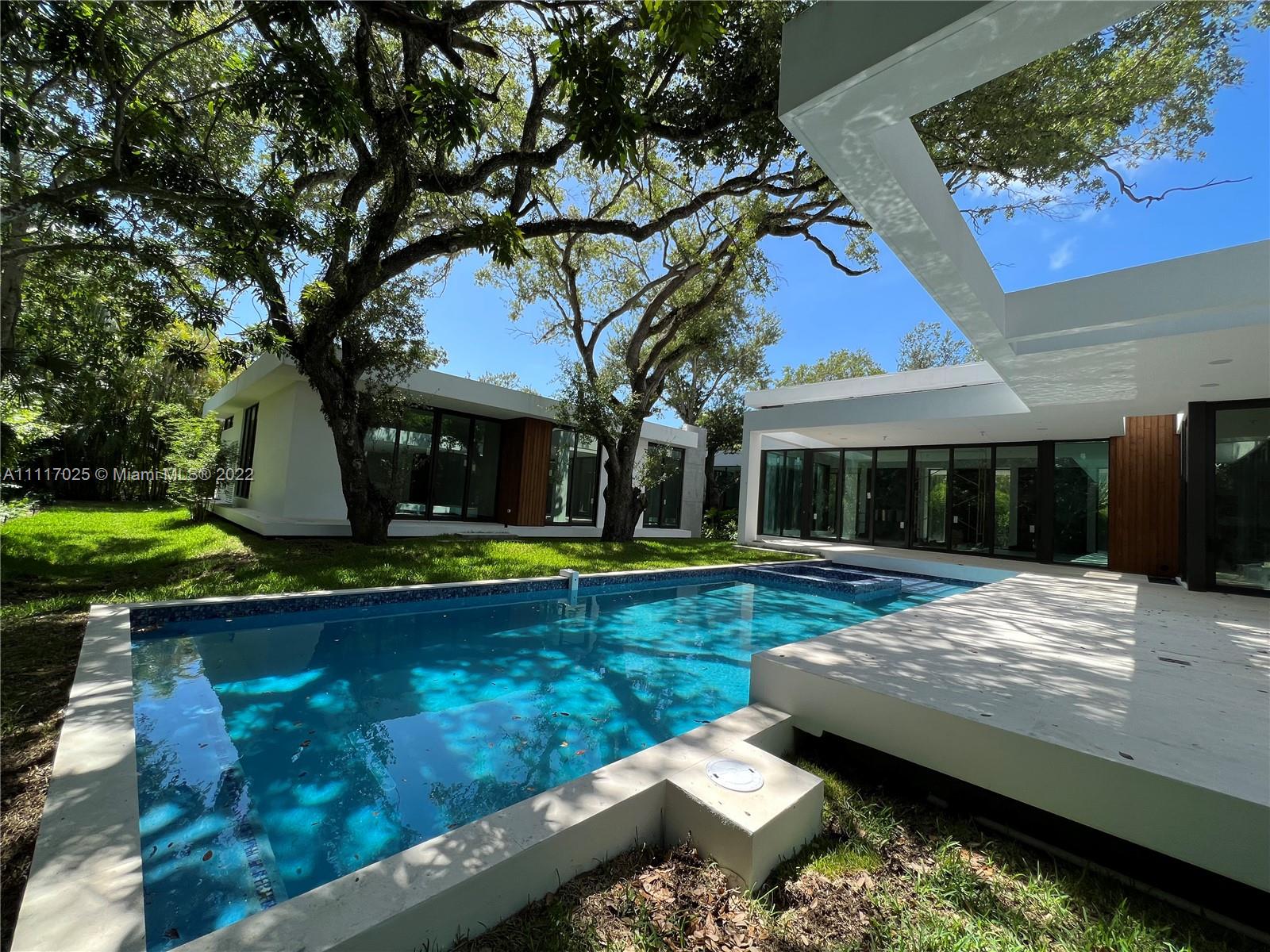 ROSCOMMON TERR AMD - Residential