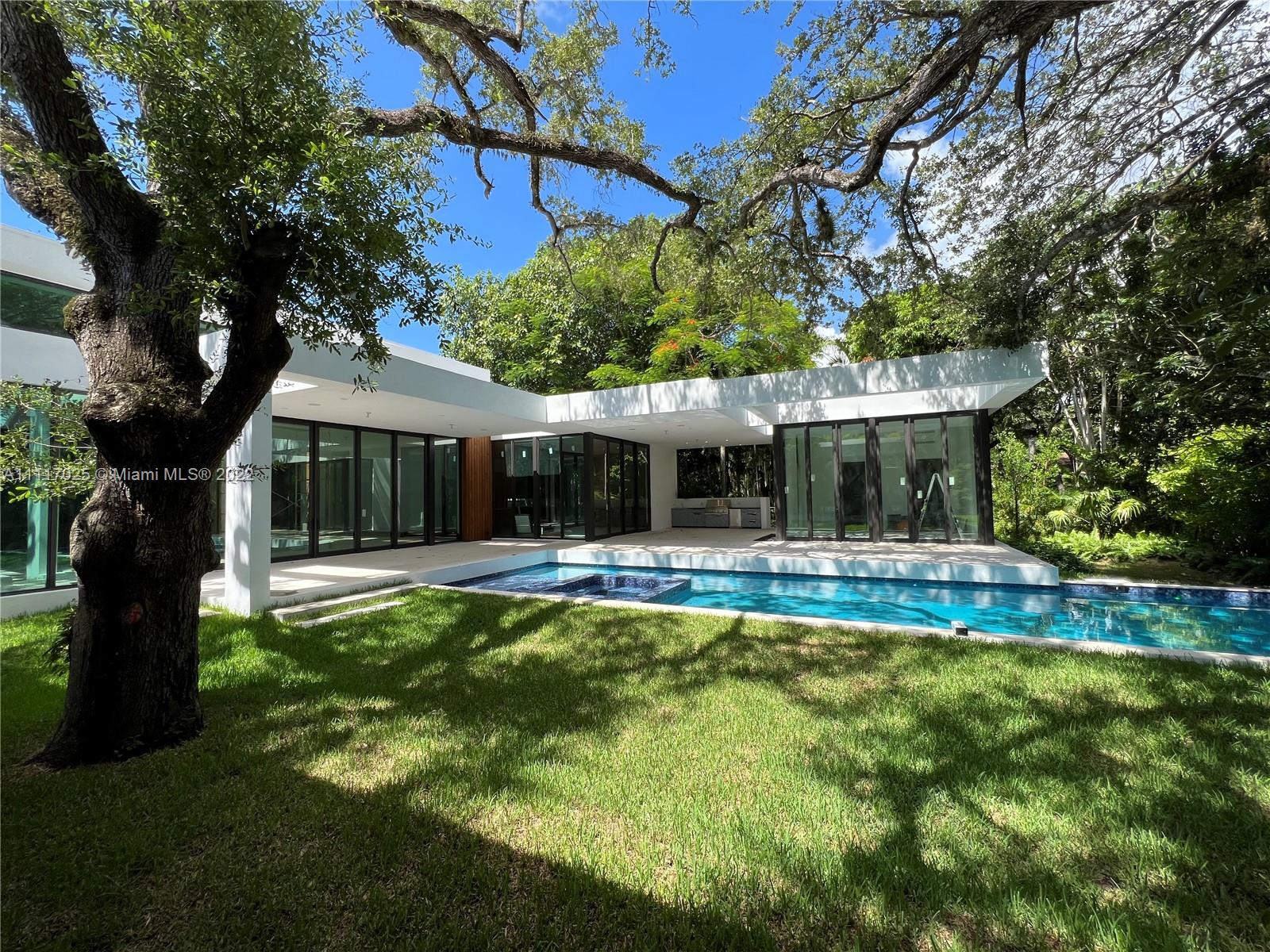 ROSCOMMON TERR AMD - Residential