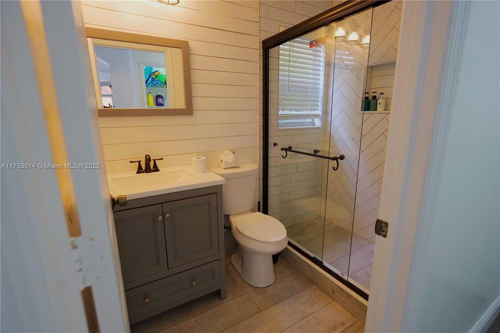 EGRET LAKES ESTATES SEC 3 - Residential Lease