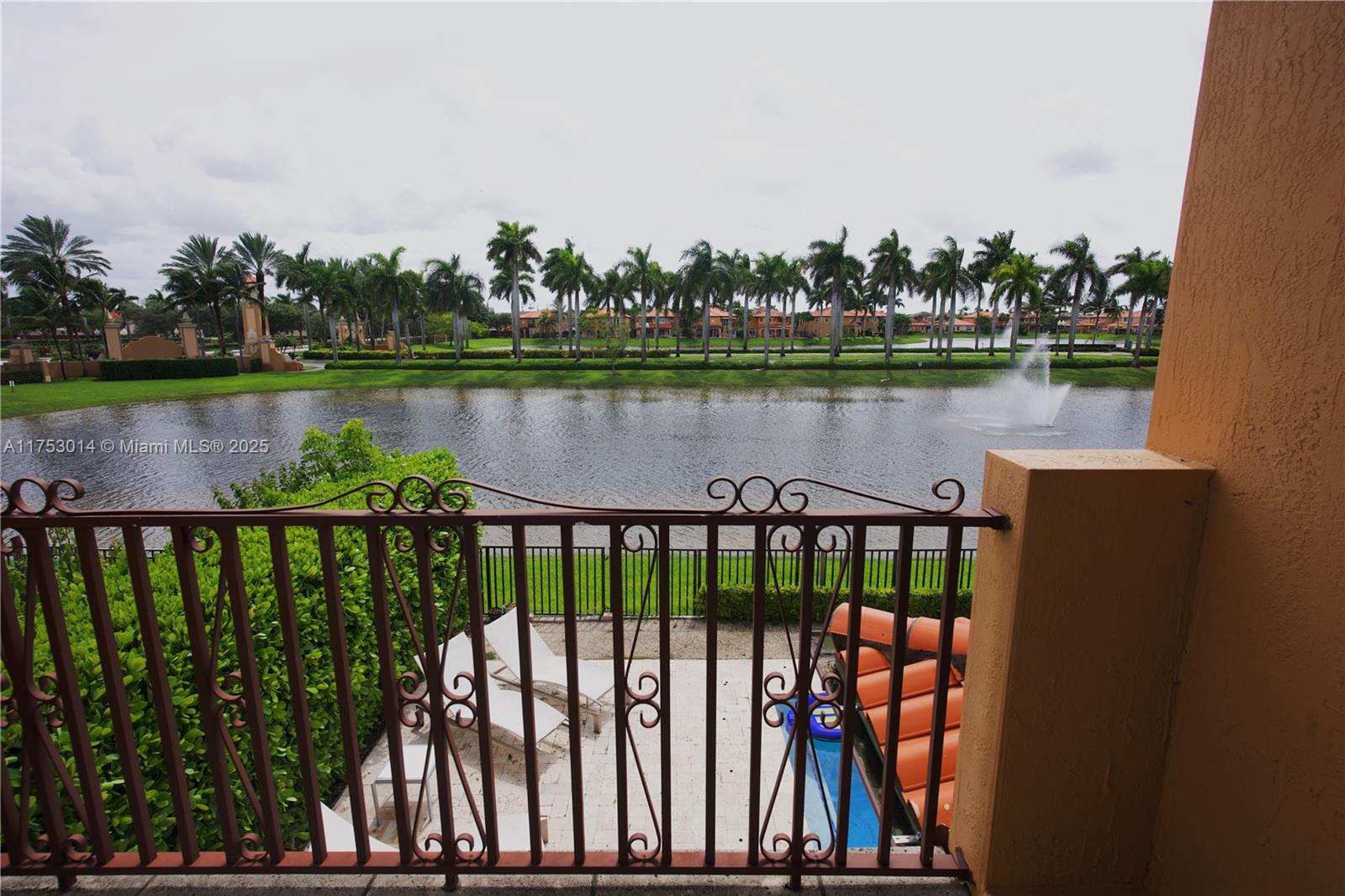 EGRET LAKES ESTATES SEC 3 - Residential Lease