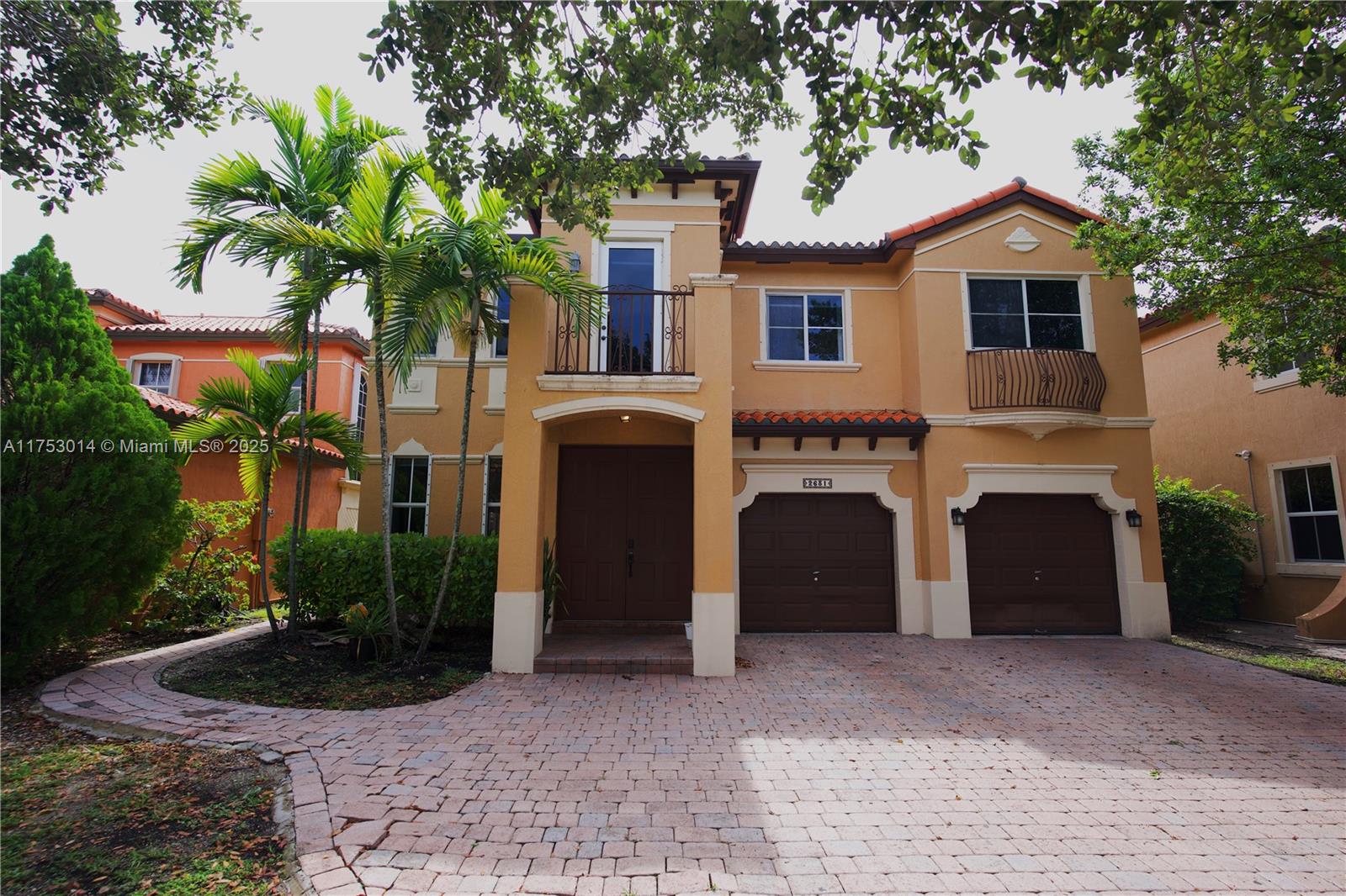 EGRET LAKES ESTATES SEC 3 - Residential Lease