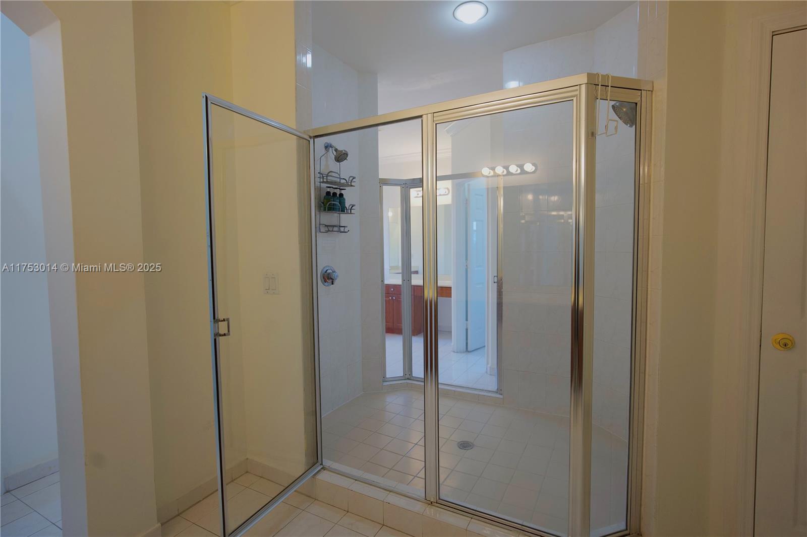 EGRET LAKES ESTATES SEC 3 - Residential Lease