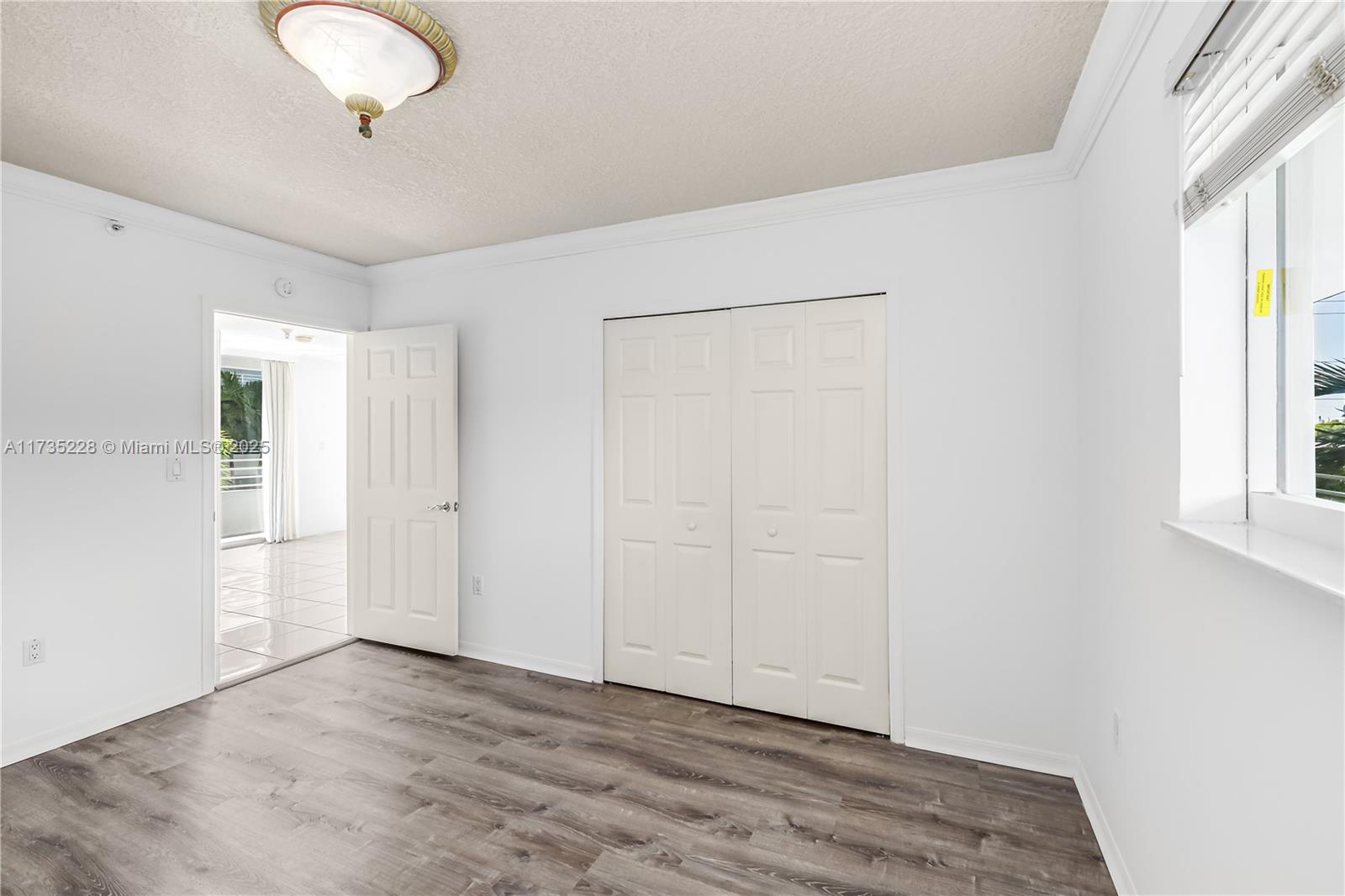 ROND POINT CONDO - Residential