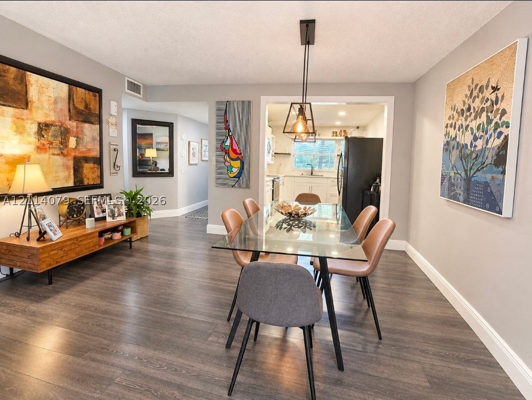 9241 Sunrise Lakes Blvd 109, Sunrise FL 33322