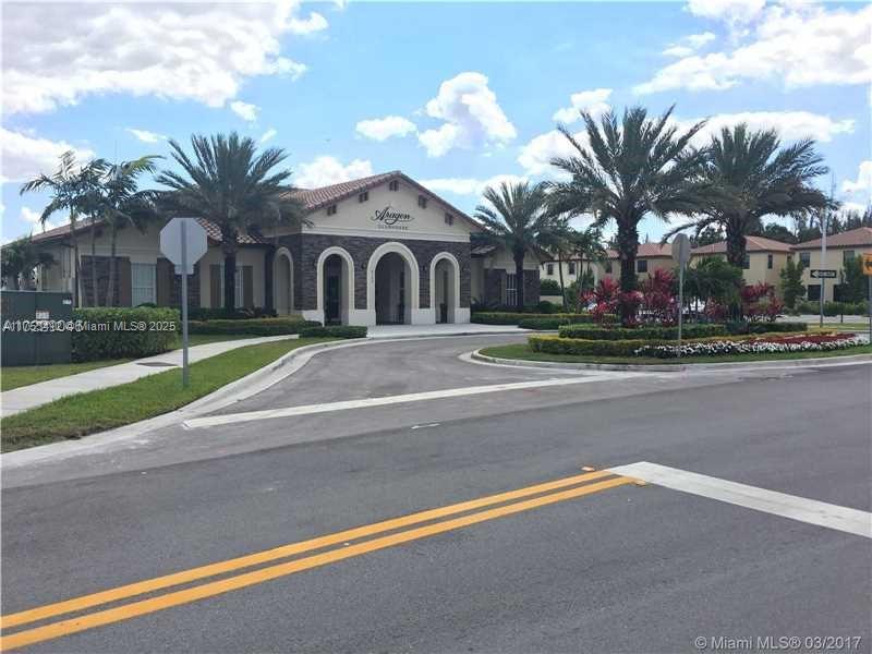 BELLAGIO VILLAS - Residential