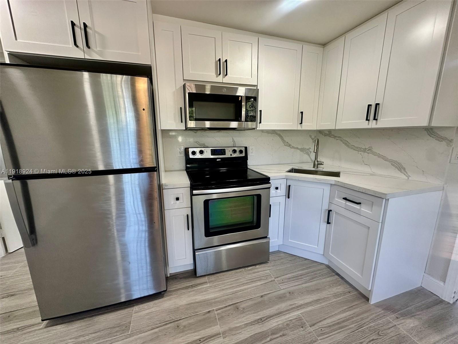 1360 NW 132nd St Side