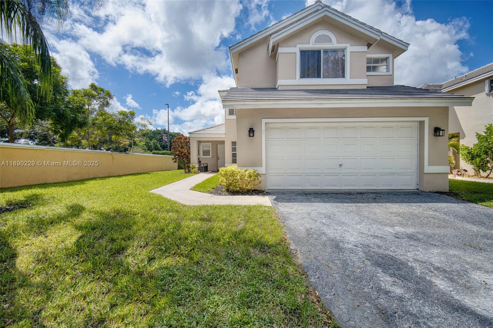 FOREST RIDGE CLUSTER HOME - Residential