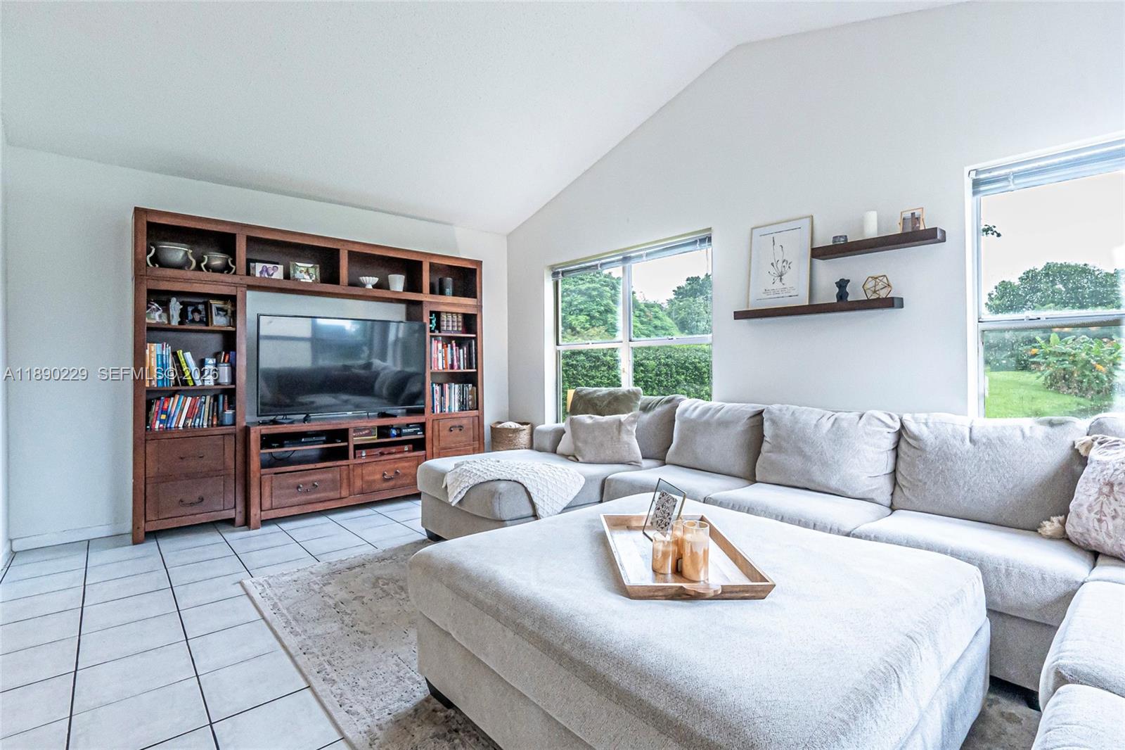 FOREST RIDGE CLUSTER HOME - Residential