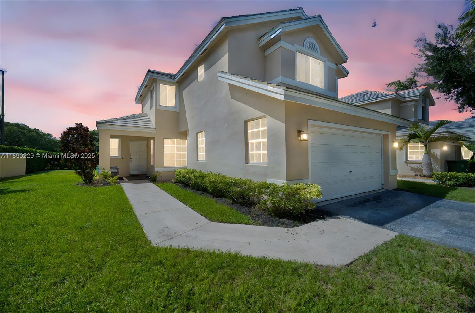 FOREST RIDGE CLUSTER HOME - Residential